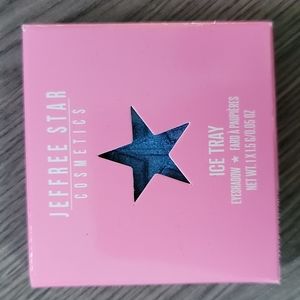 Eyeshadow single